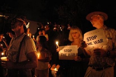 Candlelight vigil for Iraq war Crawford Texas 