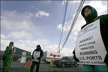 Labor unions are agaisnt Bush' Ports deals
